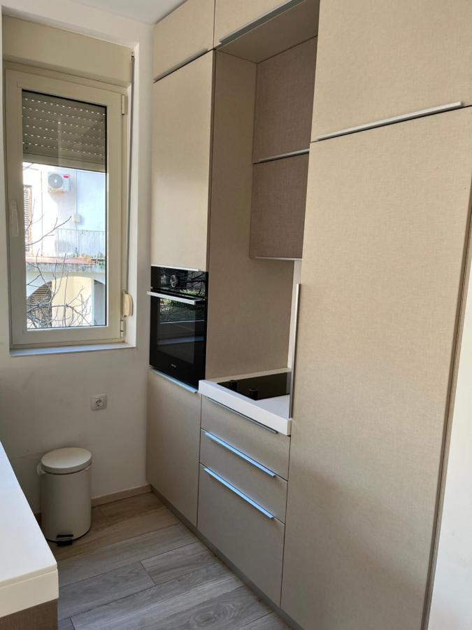 Atina Apartment, City Centre Budva ,Luxurious, Bright, Parking Экстерьер фото